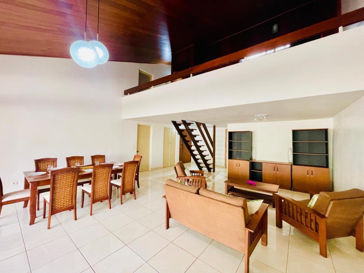 J&D Lodge ปาเปเอเต ภายนอก รูปภาพ
