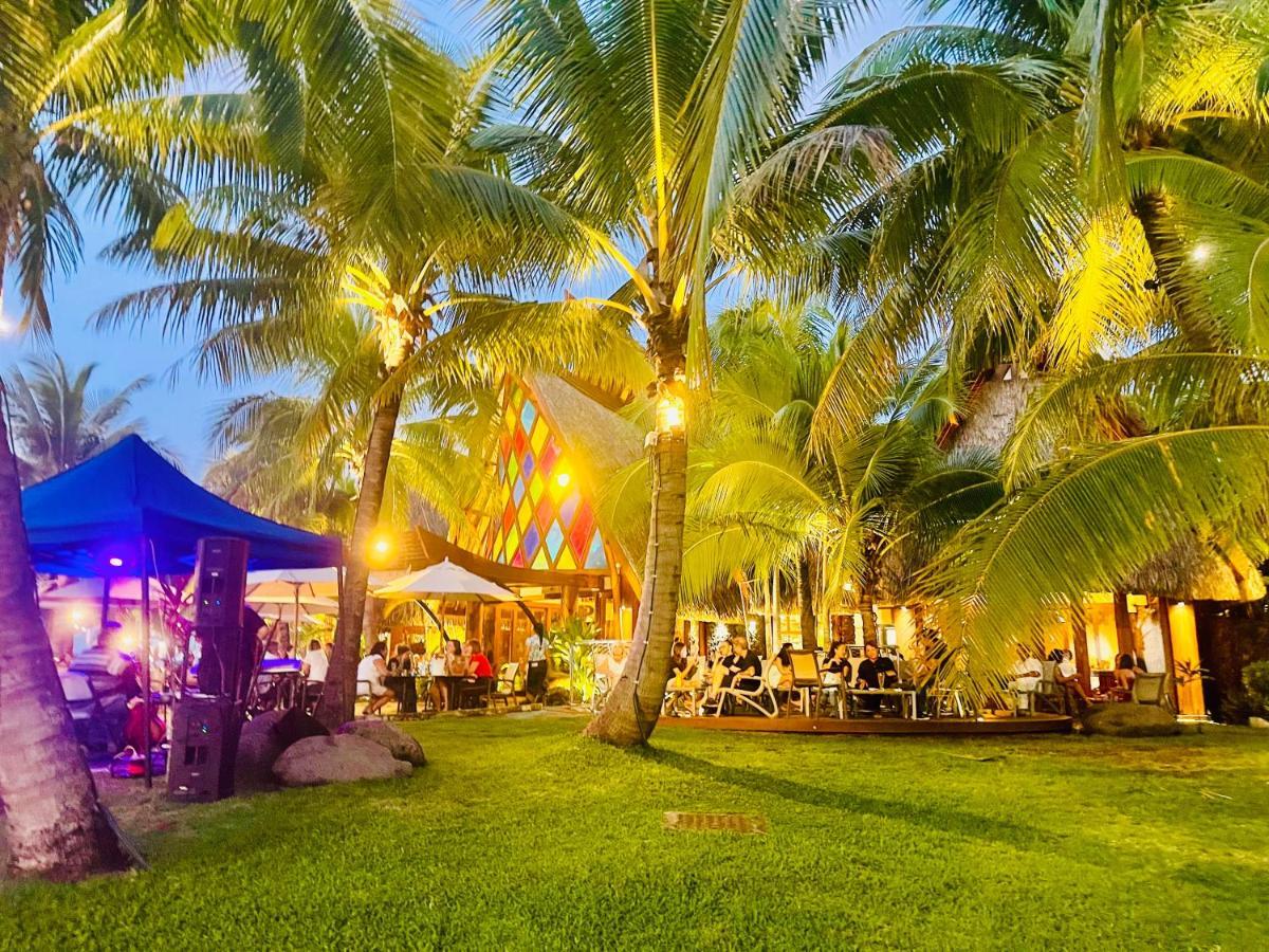 J&D Lodge ปาเปเอเต ภายนอก รูปภาพ